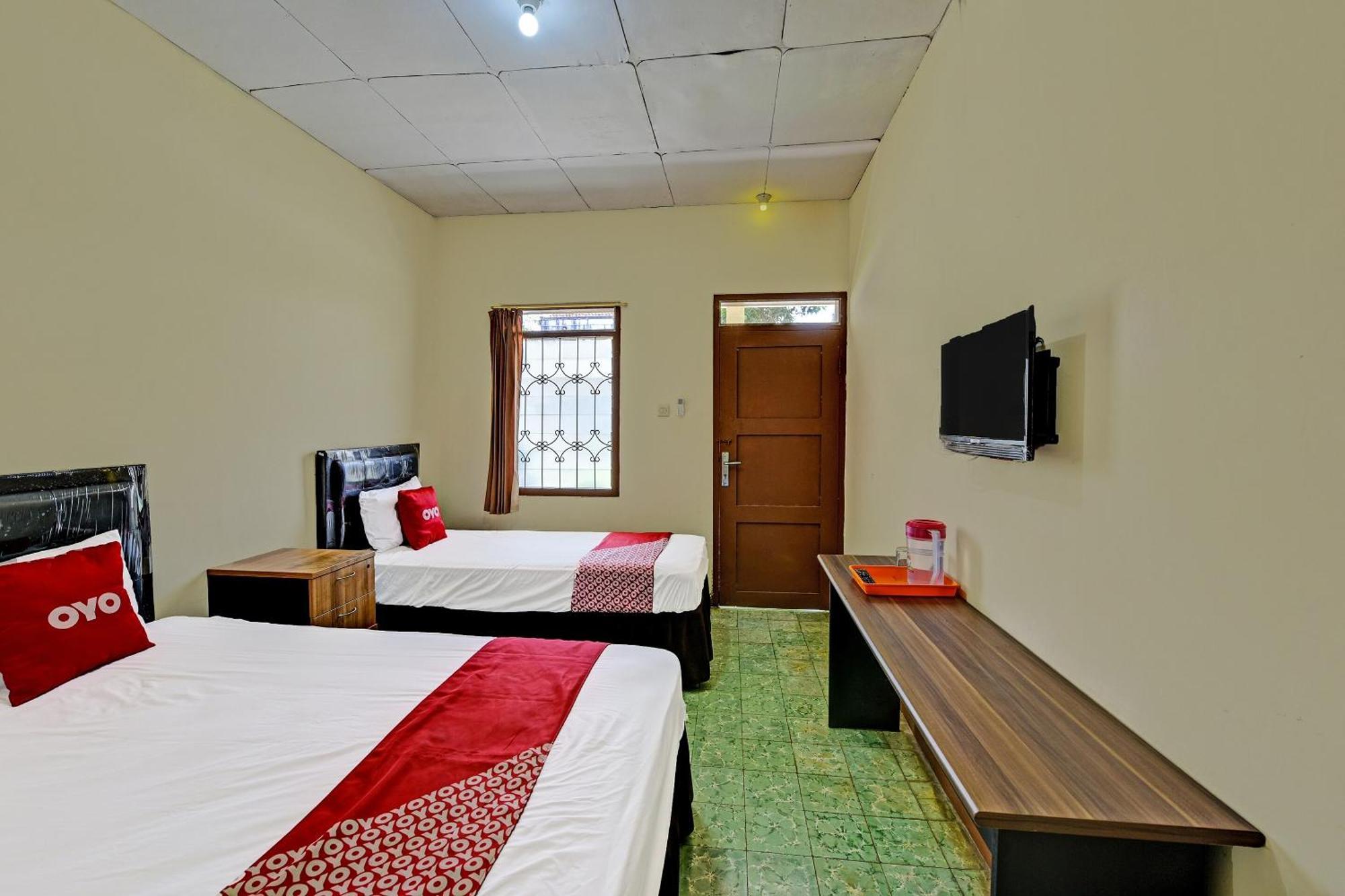 Oyo 90443 Hotel New Kartika In Cilopadang Zewnętrze zdjęcie
